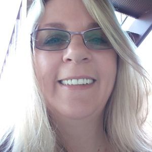 Meet your Posher, Debra